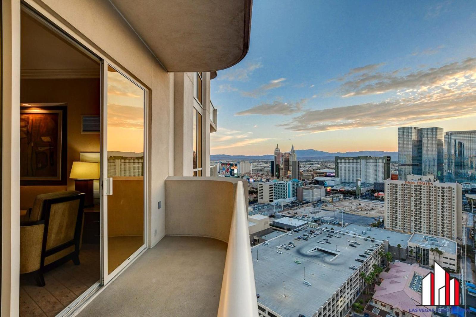Mgm Signature-30-705 F1 Track & Strip View Balcony Las Vegas Esterno foto