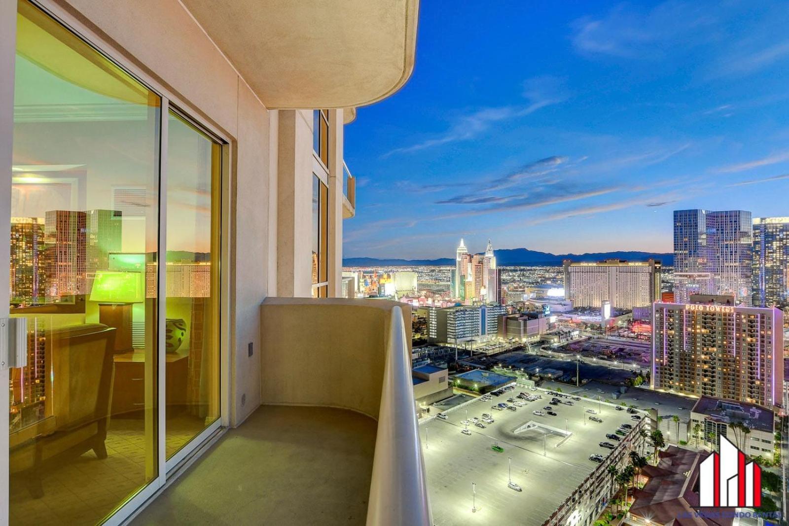 Mgm Signature-30-705 F1 Track & Strip View Balcony Las Vegas Esterno foto